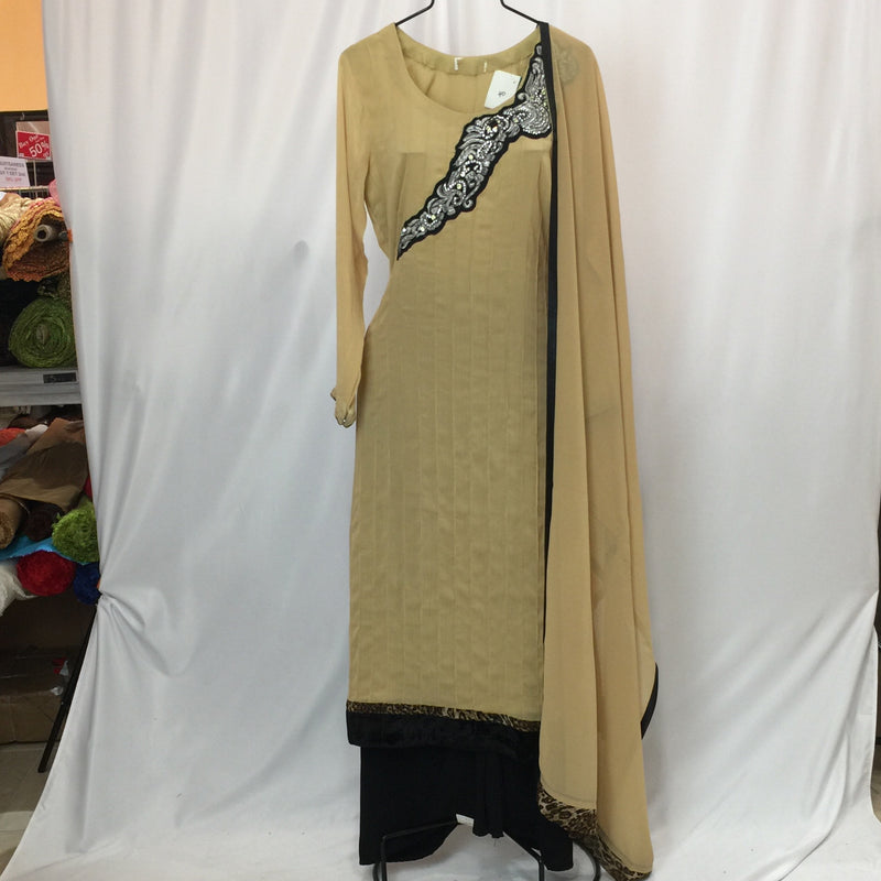 Pakistani Suit Size 40