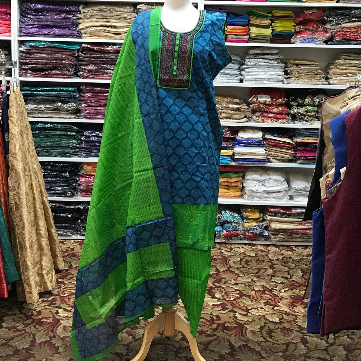 KURTA SHALWAR DUPATTA SIZE 46 - Mirage Sarees