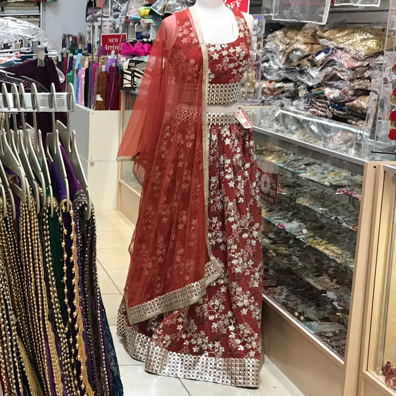 LEHENGA CHOLI SCARF SIZE 44