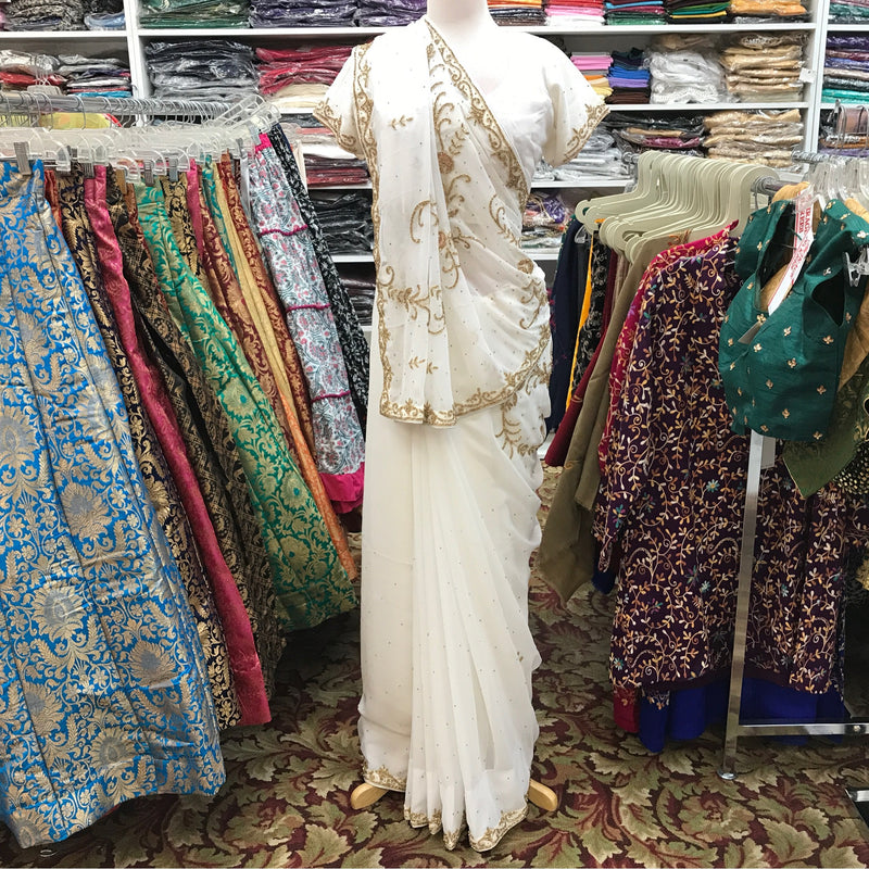 EMB SAREE/R.BLOUSE