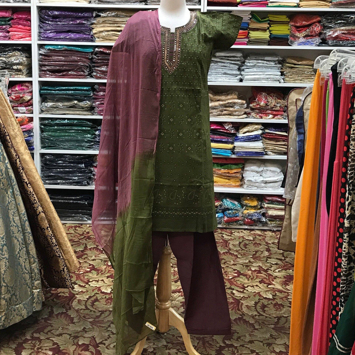 KURTA SHALWAR DUPATTA SIZE 40 - Mirage Sarees