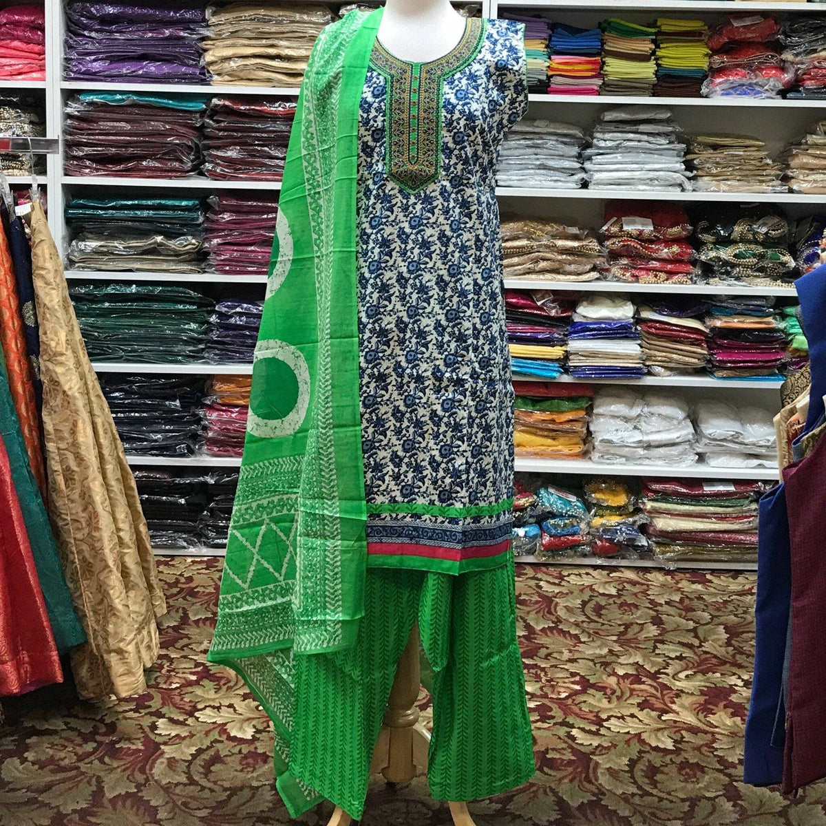 KURTA SHALWAR DUPATTA SIZE 40 - Mirage Sarees