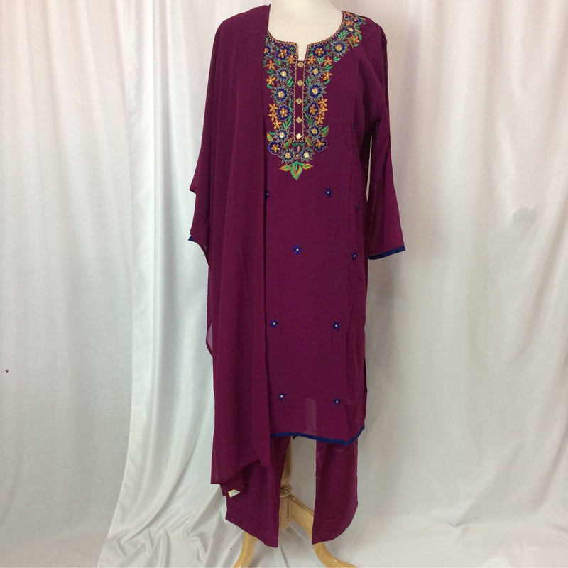 Shalwar suit size 42 - Mirage Sarees