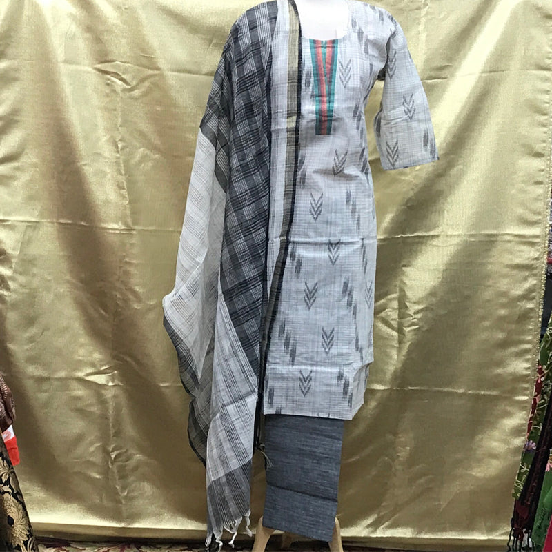 KURTA TROUSER SCARF SIZE 44