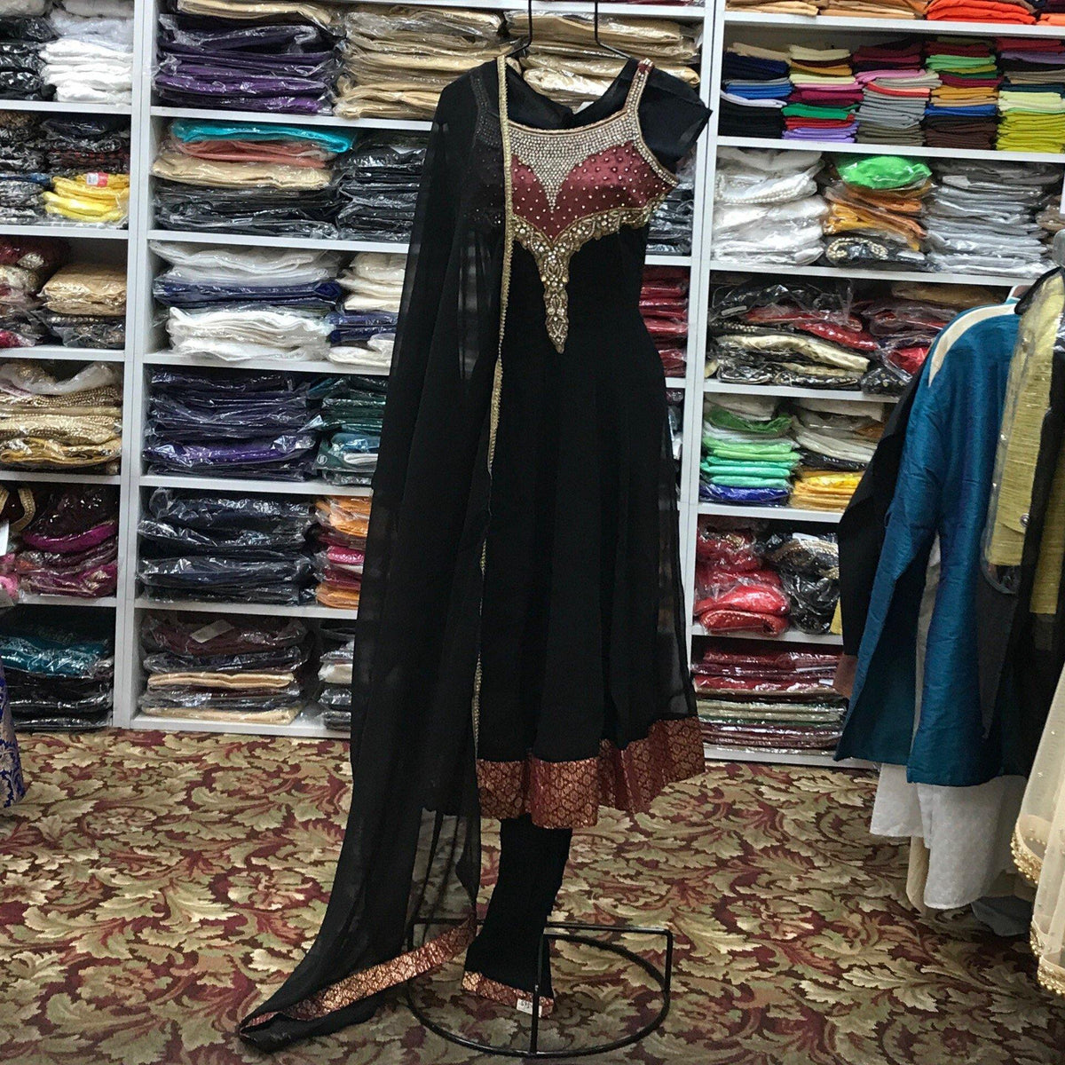 Kurta Churidar Dupatta Size 38 - Mirage Sari Center