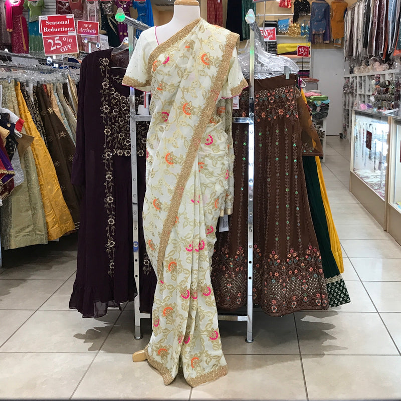 DESIGNER SAREE/READY BLOUSE